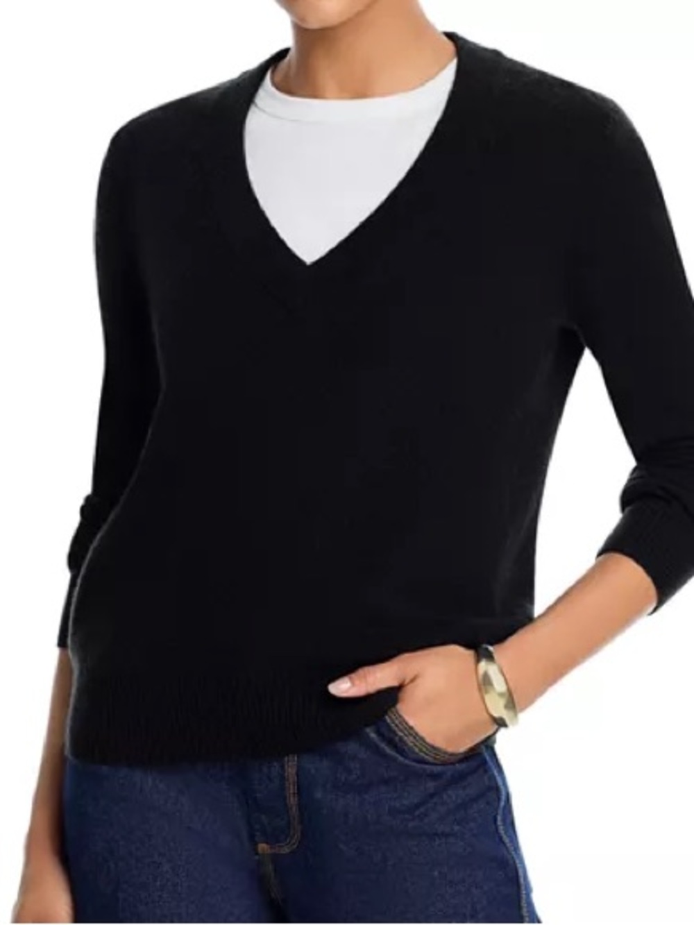 Uniqlo Elegant Black V-Neck Sweater